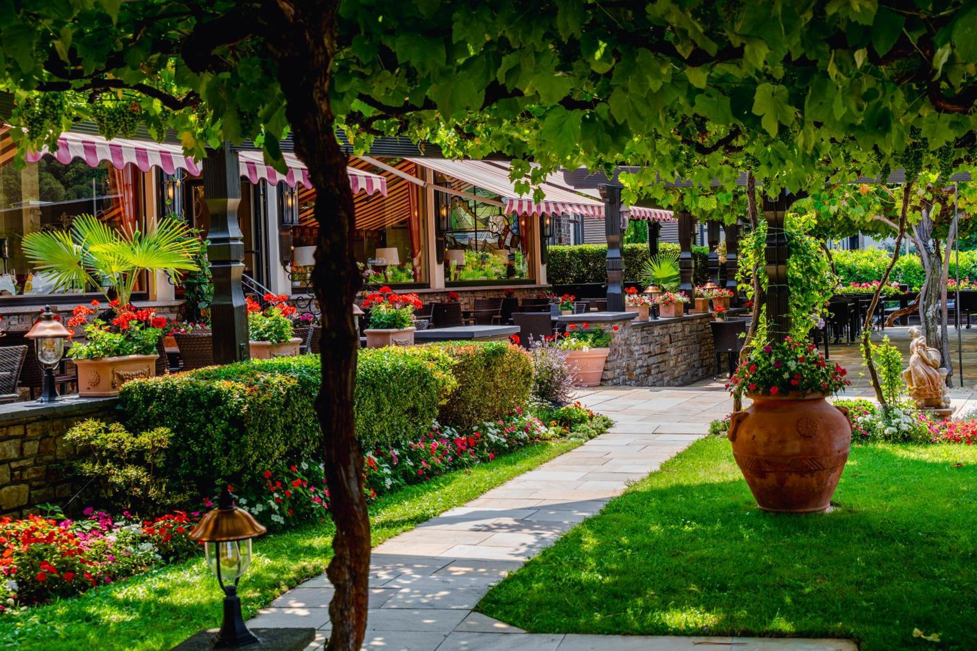 Hotel Unter den Linden Rüdesheim am Rhein Exterior foto