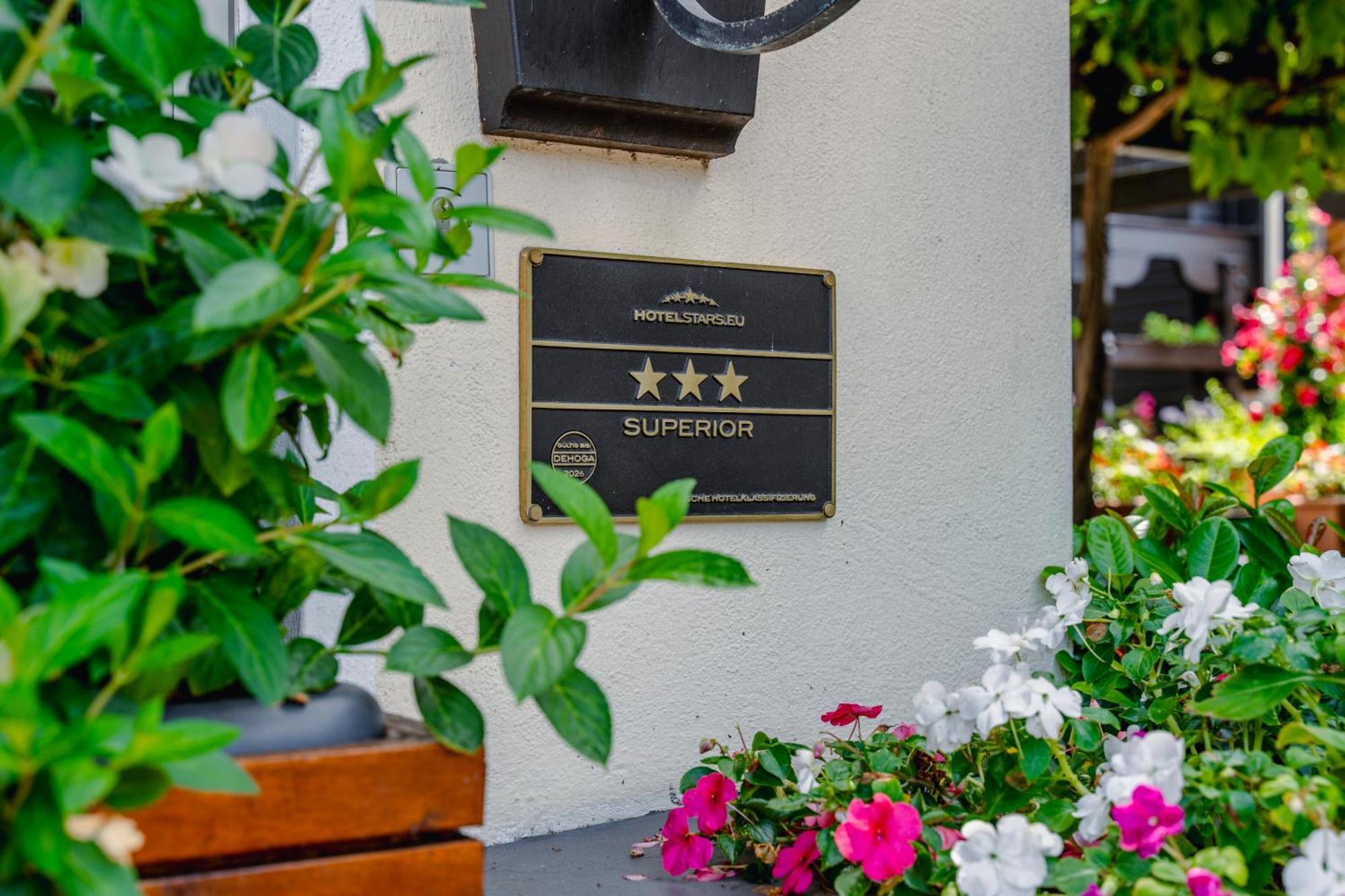 Hotel Unter den Linden Rüdesheim am Rhein Exterior foto